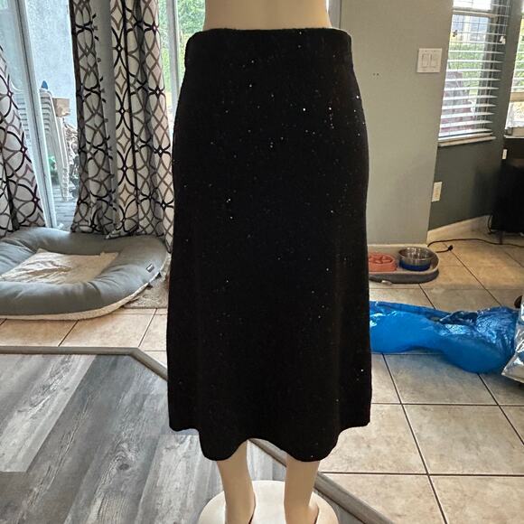 LOFT Black Sequin Midi Skirt New With Tags Women’s Size M Sparkle Holiday - Picture 1 of 3